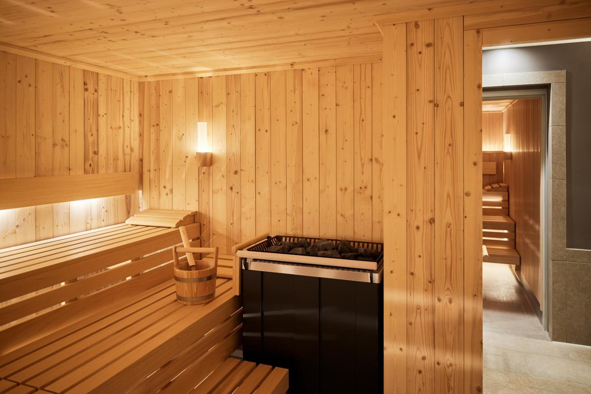 Strandhotel Цингст Екстериор снимка A modern Finnish sauna